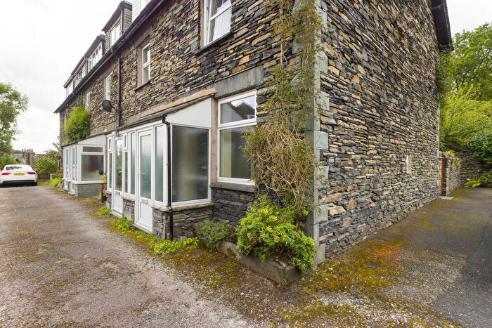 3 Bedroom End Of Terrace House To Rent In Millans Terrace, Ambleside, LA22