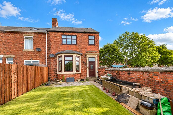 3 Bedroom End Of Terrace House For Sale In Milbank Terrace, Shotton Colliery, Durham, DH6