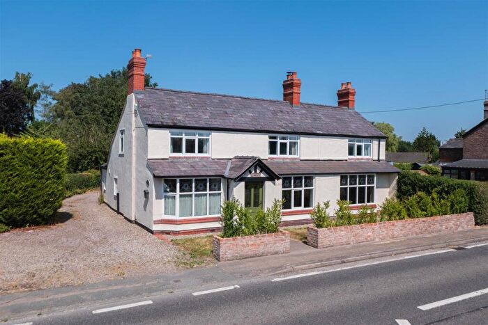 4 Bedroom Detached House For Sale In Tarporley Road, Duddon, CW6