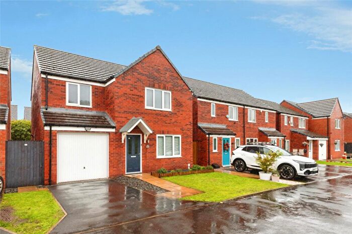 4 Bedroom Detached House For Sale In Halls Close, Radcliffe, Manchester, Greater Manchester, M26
