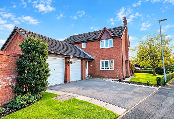 4 Bedroom Detached House For Sale In Carrington Close, Birchwood, WA3