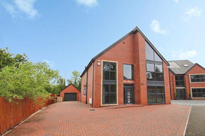6 Bedroom Property To Rent In Shires Edge, Grimsby, DN41