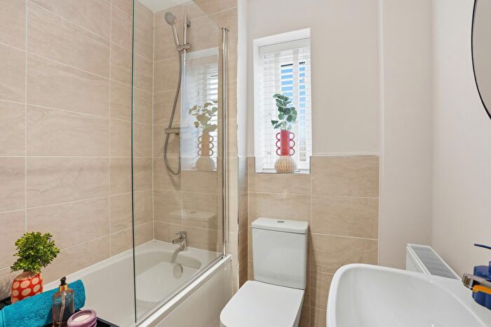 3 Bedroom Terraced House To Rent In George Cave Road, Aylesford, ME20