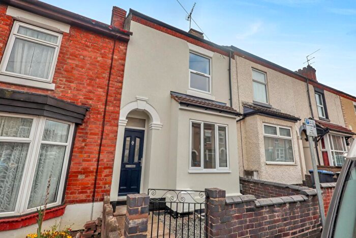 2 Bedroom House For Sale In Cambridge Street, Rugby, CV21