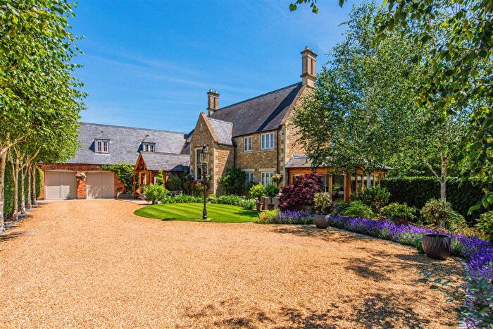 5 Bedroom Detached House For Sale In Butlers Manor, Pytchley Road, Orlingbury, NN14