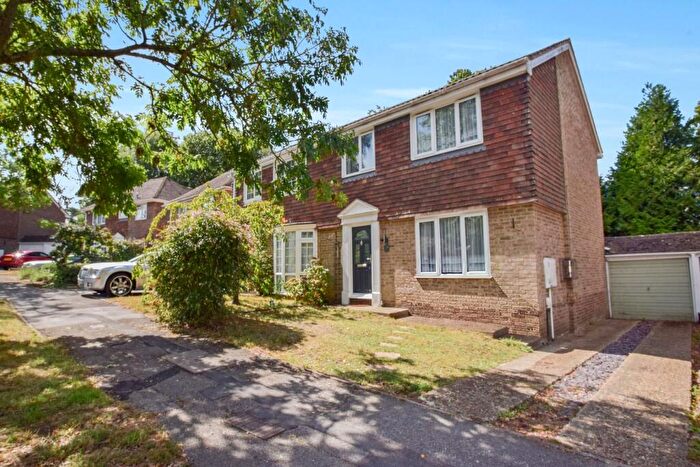3 Bedroom Semi-Detached House For Sale In Birch Drive, Lordswood, ME5