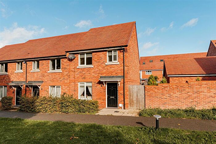 2 Bedroom End Of Terrace House For Sale In Princess Avenue, Canterbury, CT1
