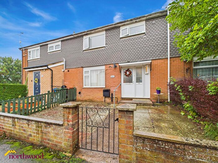 3 Bedroom Terraced House To Rent In Portway, Banbury, OX16