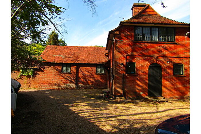 4 Bedroom Semi-Detached House To Rent In Woking Road, Jacobs Well, Guildford, GU4