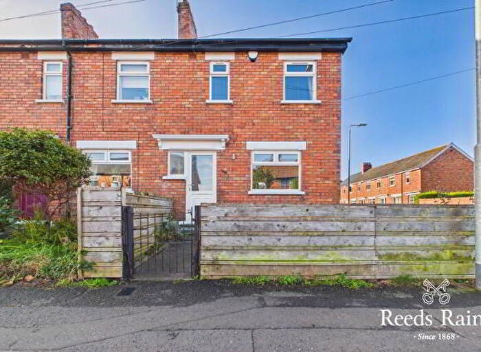 3 Bedroom End Of Terrace House For Sale In Sunnyside Street, Belfast, BT7