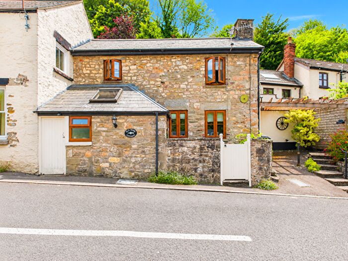 2 Bedroom Semi-Detached House For Sale In Hangerberry, Lydbrook, GL17