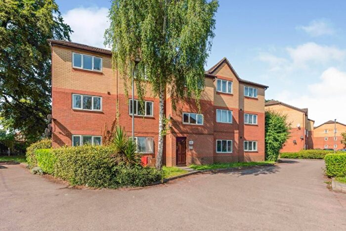 1 Bedroom Flat To Rent In Simpson Close, Luton, LU4