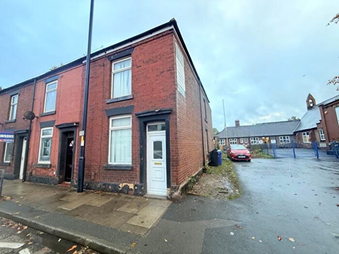 2 Bedroom Terraced House For Sale In Oldham Road, Ashton-under-lyne, Tameside, OL7