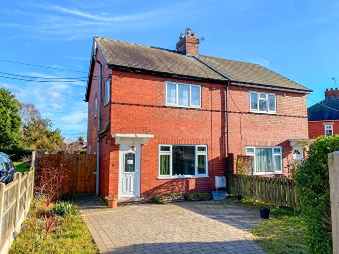 3 Bedroom Semi-Detached House For Sale In Ferry Road, Barrow Upon Humber, North Lincolnshire, DN19