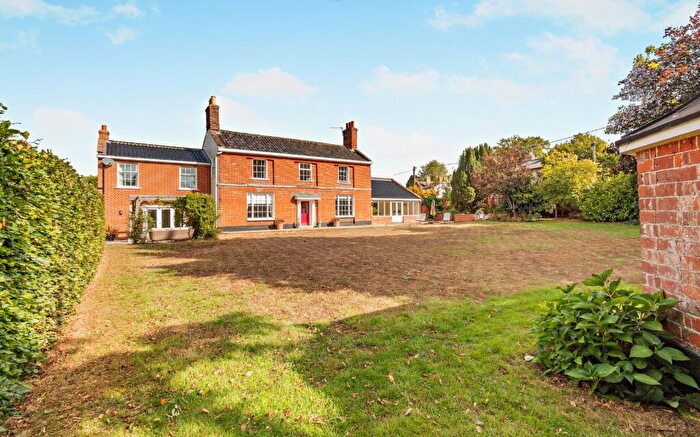 5 Bedroom Detached House For Sale In Flixton Road, Bungay, Suffolk, NR35