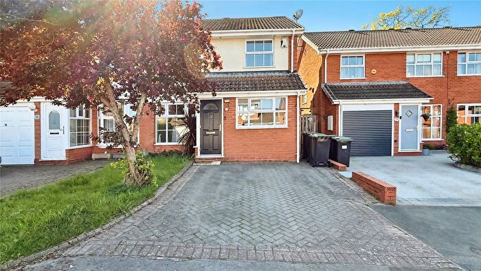 3 Bedroom Semi-Detached House For Sale In Lindford Way, Kings Norton, Birmingham, B38