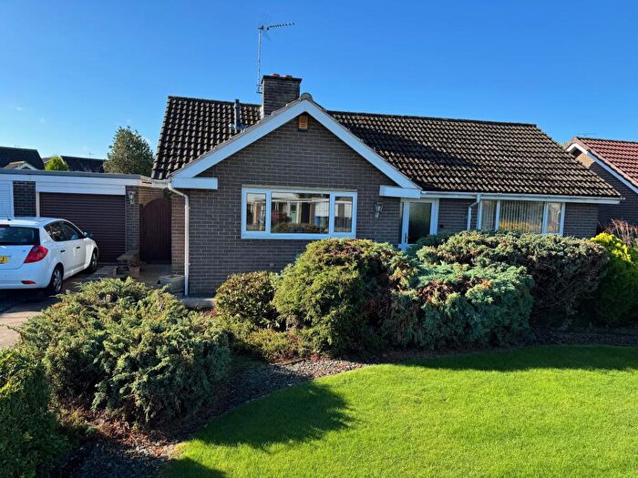 2 Bedroom Detached Bungalow For Sale In Willow Close Worksop, S80
