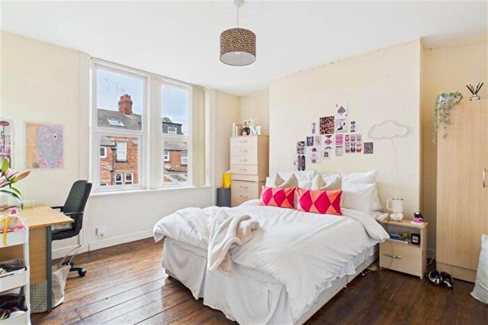 7 Bedroom Terraced House To Rent In St Georges Terrace, Jesmond, Newcastle Upon Tyne, NE2