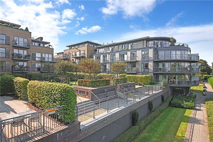 1 Bedroom Flat To Rent In Marlowe House, Kingsley Walk, Cambridge, CB5