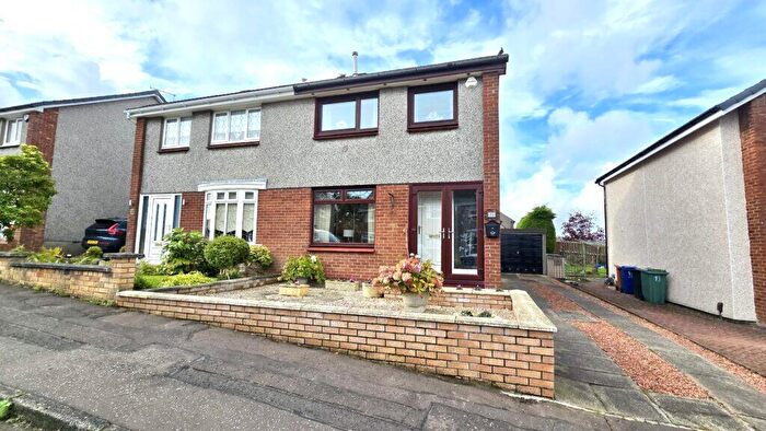 3 Bedroom Semi-Detached House For Sale In Ardbeg Avenue Bishopbriggs, G64