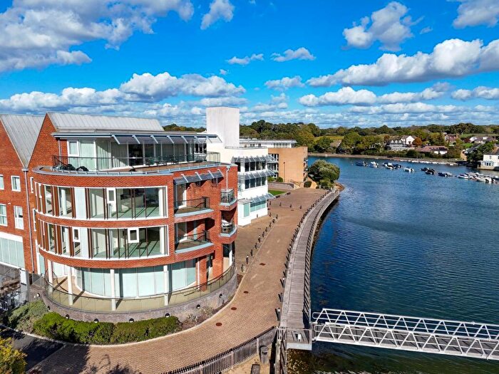 2 Bedroom Apartment For Sale In Ainslie Place, Lymington, SO41