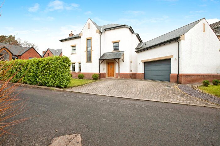 5 Bedroom Detached House For Sale In Cherry Drive, Brockhall Village, Blackburn, BB6