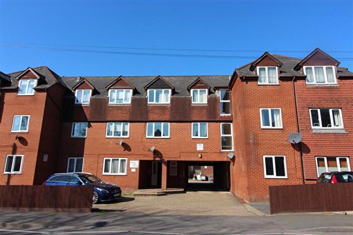 1 Bedroom Apartment To Rent In Manor Park House, Bullar Road, Southampton, SO18