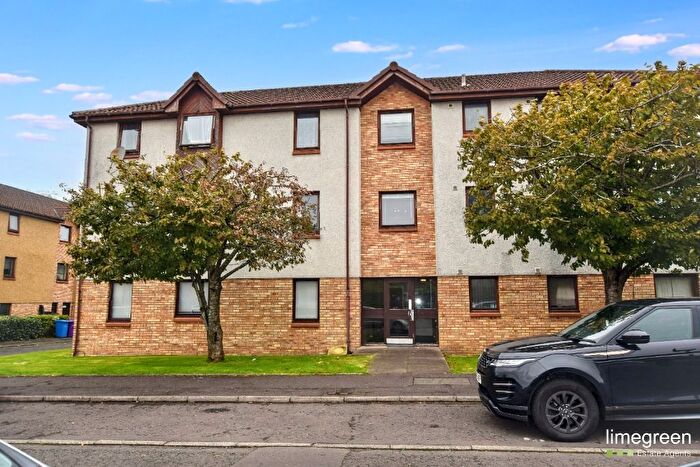 2 Bedroom Flat For Sale In Sloan Place, Irvine, North Ayrshire, KA12