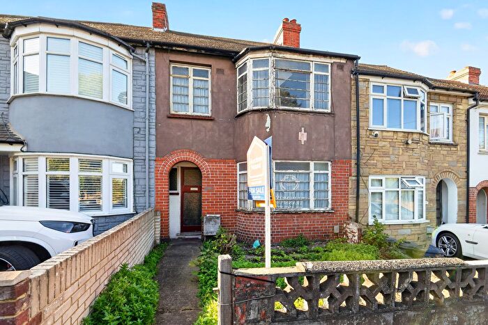 3 Bedroom Terraced House For Sale In Chatham Hill, Chatham, ME5