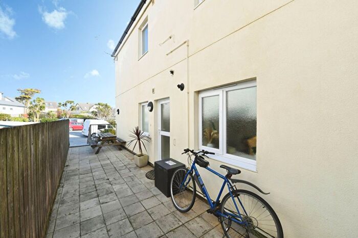 2 Bedroom Flat For Sale In Watergate Road, Porth, Newquay, Cornwall, TR7