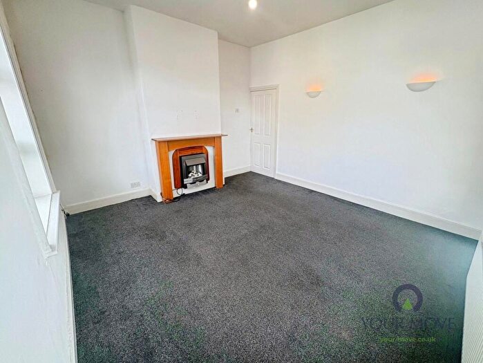 1 Bedroom Flat To Rent In Barrs Street, Oldbury, West Midlands, B68