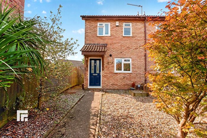 2 Bedroom End Of Terrace House For Sale In Bryn Haidd, Cardiff, CF23