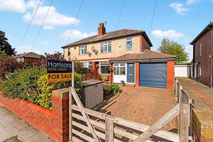 3 Bedroom Semi-Detached House For Sale In Plodder Lane, Farnworth, Bolton, Lancashire, BL4
