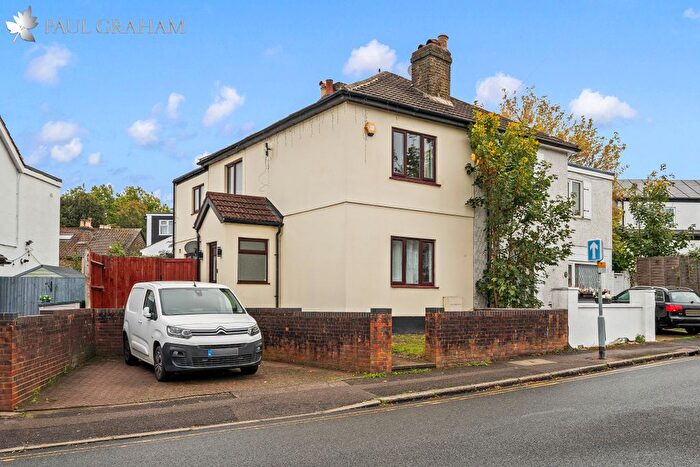 3 Bedroom Semi-Detached House For Sale In Sandy Lane North, Wallington, SM6