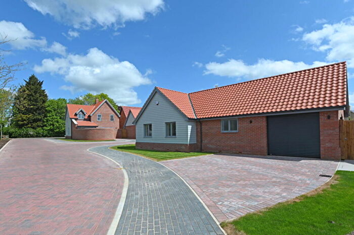4 Bedroom Detached Bungalow For Sale In Langshaw Close, Framlingham, Suffolk, IP13