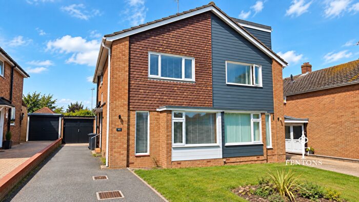 3 Bedroom Semi-Detached House To Rent In Columbine Gardens, Walton On The Naze, CO14