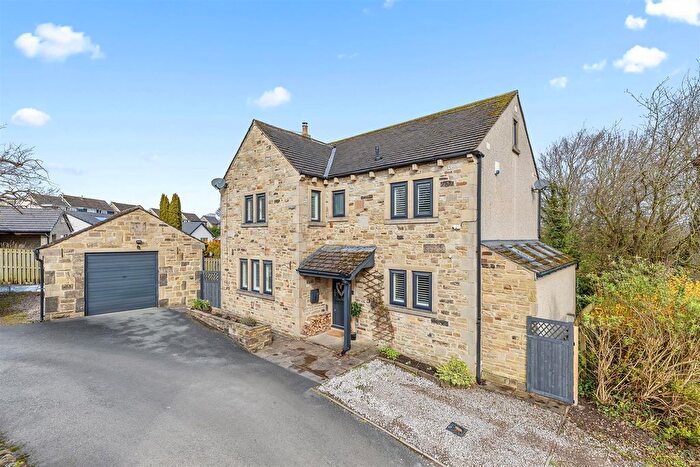 6 Bedroom Detached House For Sale In Stockinger Lane, Addingham, Ilkley, LS29