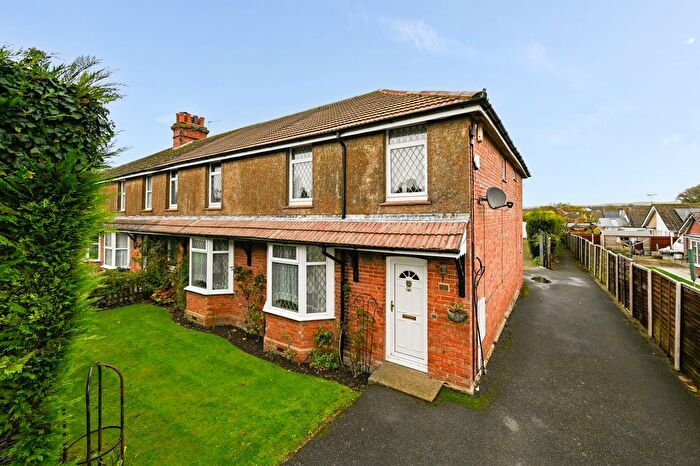 5 Bedroom Semi-Detached House For Sale In Main Road, Sellindge, TN25