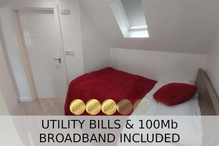 1 Bedroom Apartment To Rent In Unihouse Mews, B29