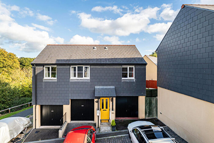 2 Bedroom Coach House For Sale In Lower Mead, Axminster, EX13