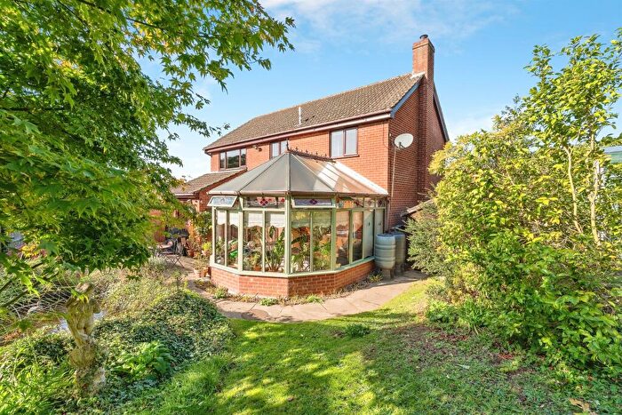 4 Bedroom Detached House For Sale In Alexandra Road, Cromer, NR27