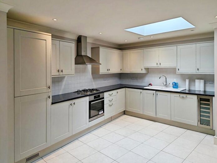2 Bedroom Cottage To Rent In Church Road, Branston, LN4