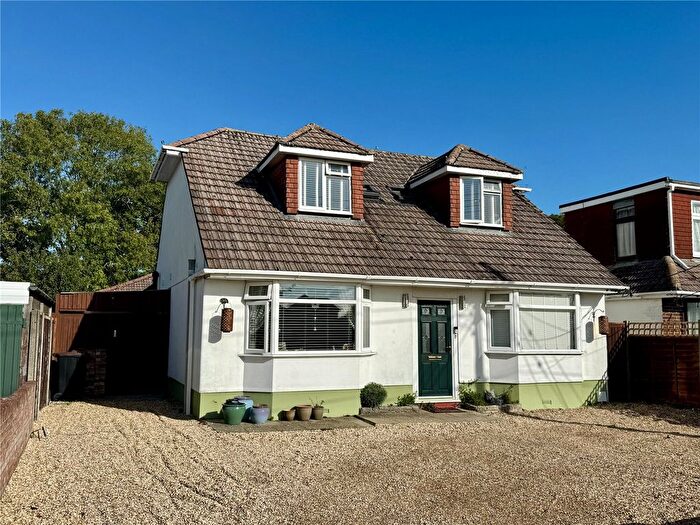 7 Bedroom Detached House For Sale In Hazelwood Avenue, New Milton, Hampshire, BH25