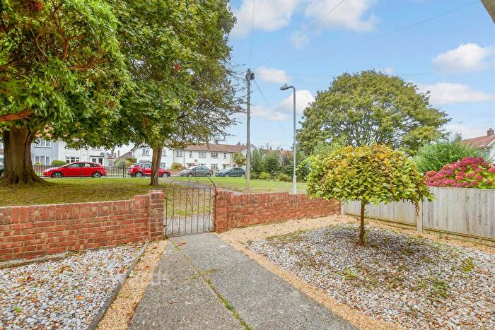 3 Bedroom Semi-Detached House For Sale In Churchill Avenue, Walmer, Deal, Kent, CT14