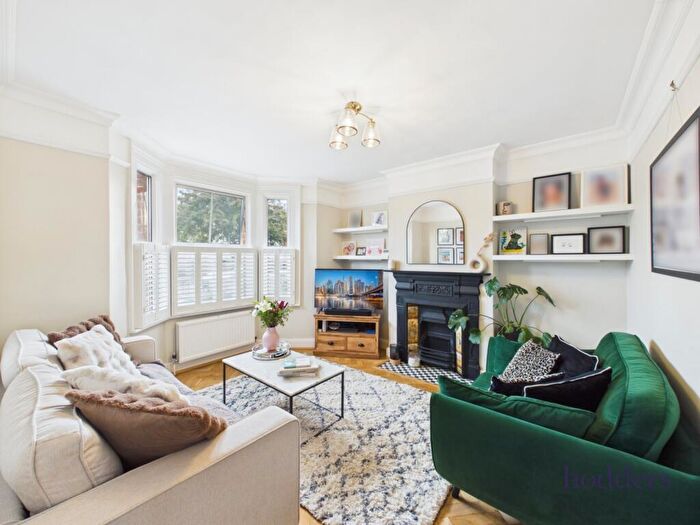 3 Bedroom Semi-Detached House For Sale In Chertsey, Surrey, KT16