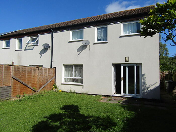 3 Bedroom House To Rent In Chadburn, Paston, Peterborough, PE4