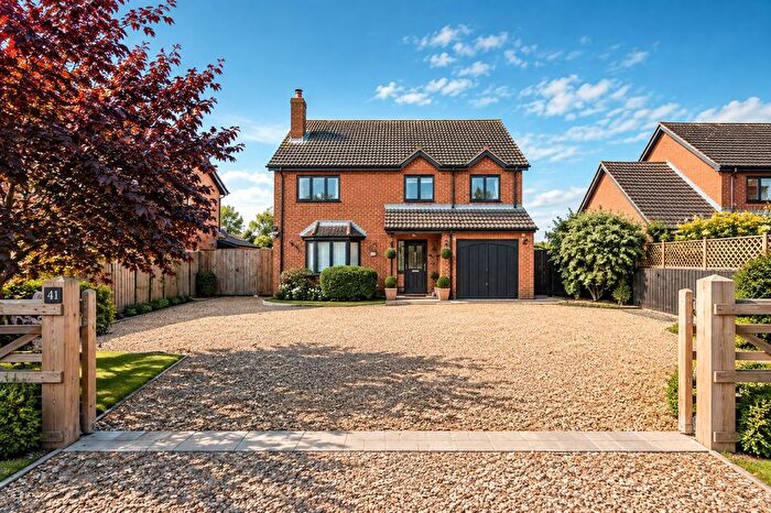 4 Bedroom Detached House For Sale In North Road, Gedney Hill, PE12