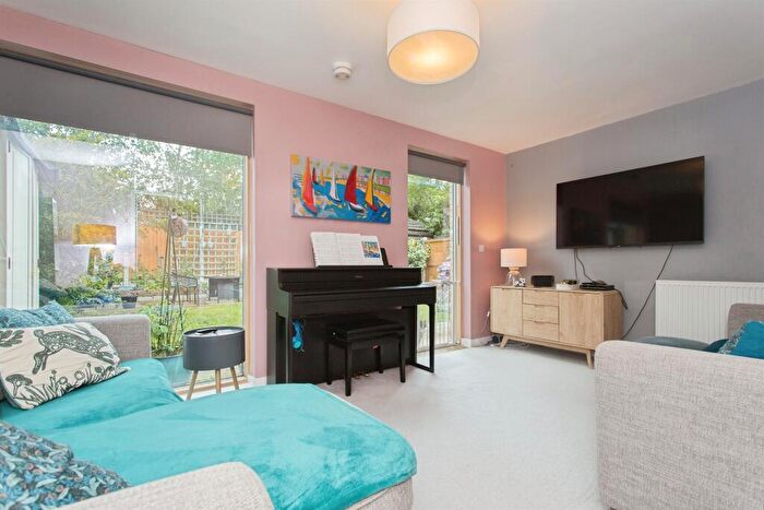 3 Bedroom Semi-Detached House For Sale In Royal Way, Trumpington, Cambridge, CB2