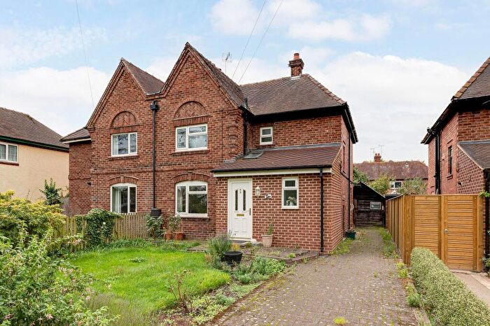 3 Bedroom Semi-Detached House For Sale In Greenwood Avenue, Chester, CH4