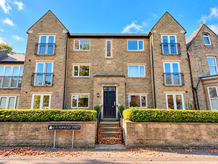 2 Bedroom Apartment For Sale In Hopwood Street, Barnsley, South Yorkshire, S70